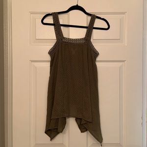 Sun and shadow olive green flowy tank top
